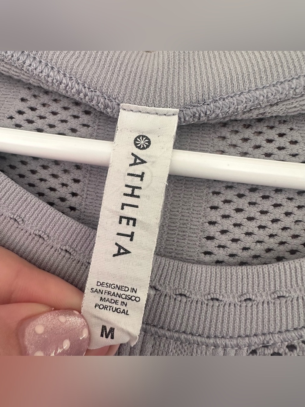 Athleta Gray Tank Top Women’s Medium Fitted Active Running Performance Gym - Picture 5 of 9